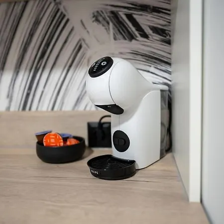 Arni Aparts 1 شقة